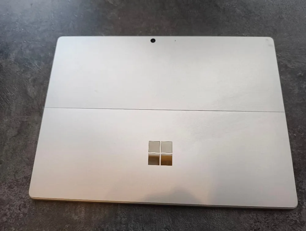 Microsoft Surface Pro 11th Edition 本体