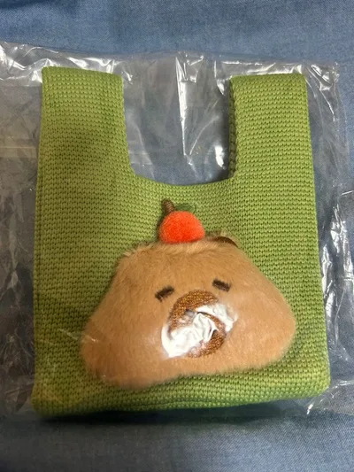 おでかけ かぴニットバッグ りんごかぴ みどり ガチャ