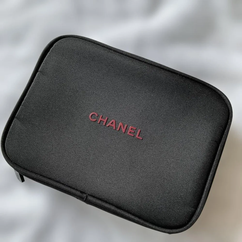 CHANEL メイクポーチ ブラック