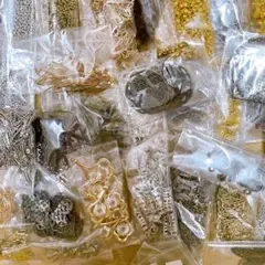 ハンドメイド アクセサリーパーツまとめ売り 28