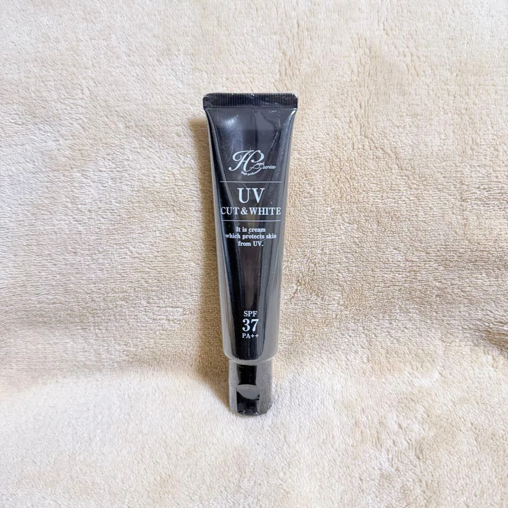 【イデア】HPシリーズ UVカット アンド ホワイト 日焼け止めクリーム 40g