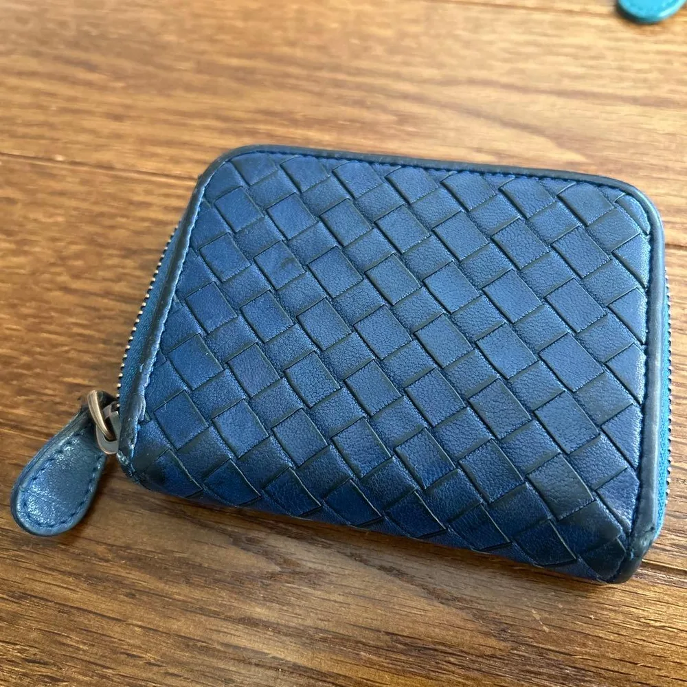 BOTTEGA VENETA イントレチャート コインケース ネイビー
