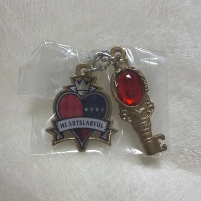 ツイステ めじるしアクセサリー ハーツラビュル寮
