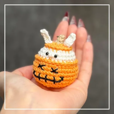 【1点限り】うさぎ かぼちゃ ハロウィン キーホルダー ストラップ めじるし