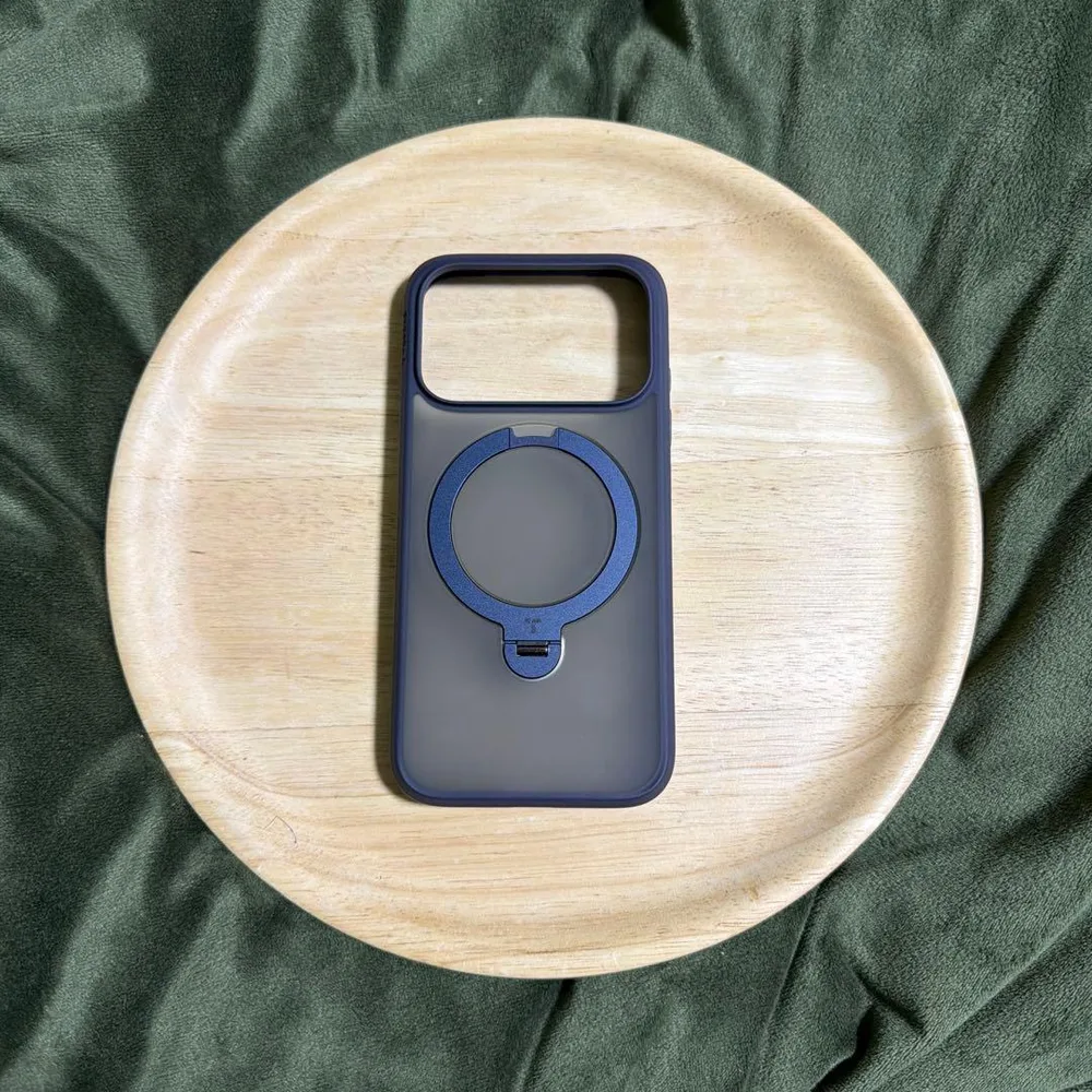 TORRAS iPhone17pro 用ケース スタンド機能付き