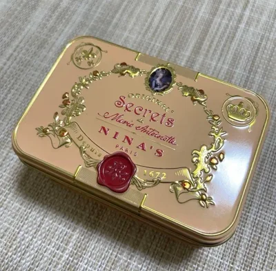 NINA'S PARIS紅茶 空き缶