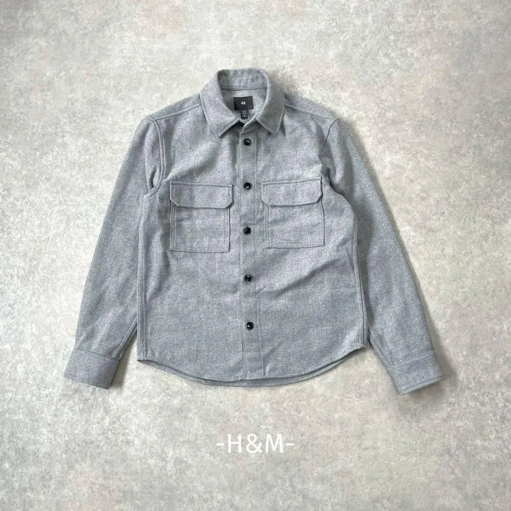 H&M/シャツジャケット/XS/グレー/フラップポケット/綺麗め/カジュアル