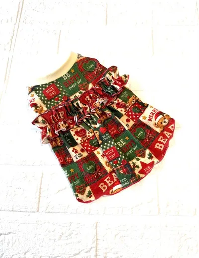 犬服 ハンドメイド クリスマス柄 切り替えフリルワンピース