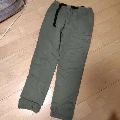 ユニクロ ヒートテック パンツ カーキ Sサイズ