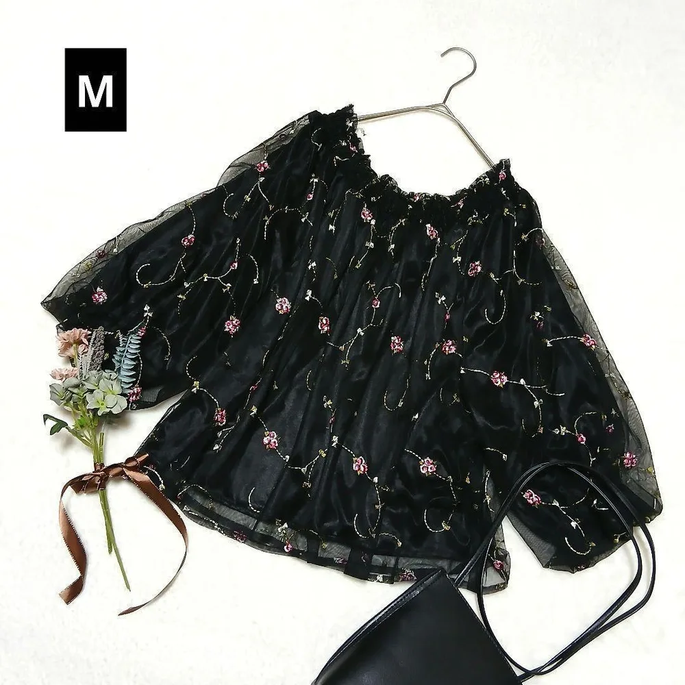 1829ꕤ花柄刺繍 オフショルダー チュールブラウス 2WAY【M】黒 おしゃれ