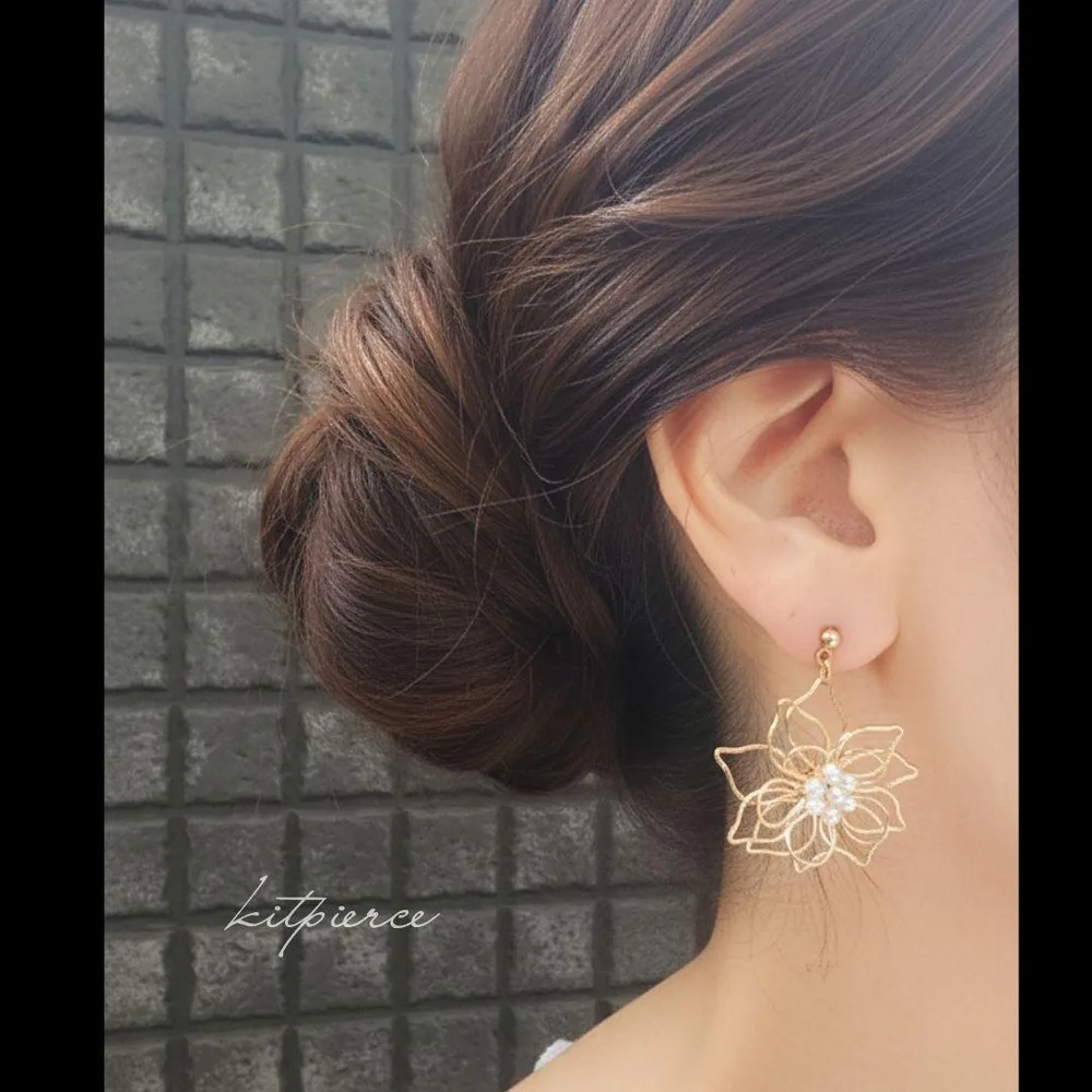 No.72 ワイヤーフラワー 立体お花ピアス イヤリング