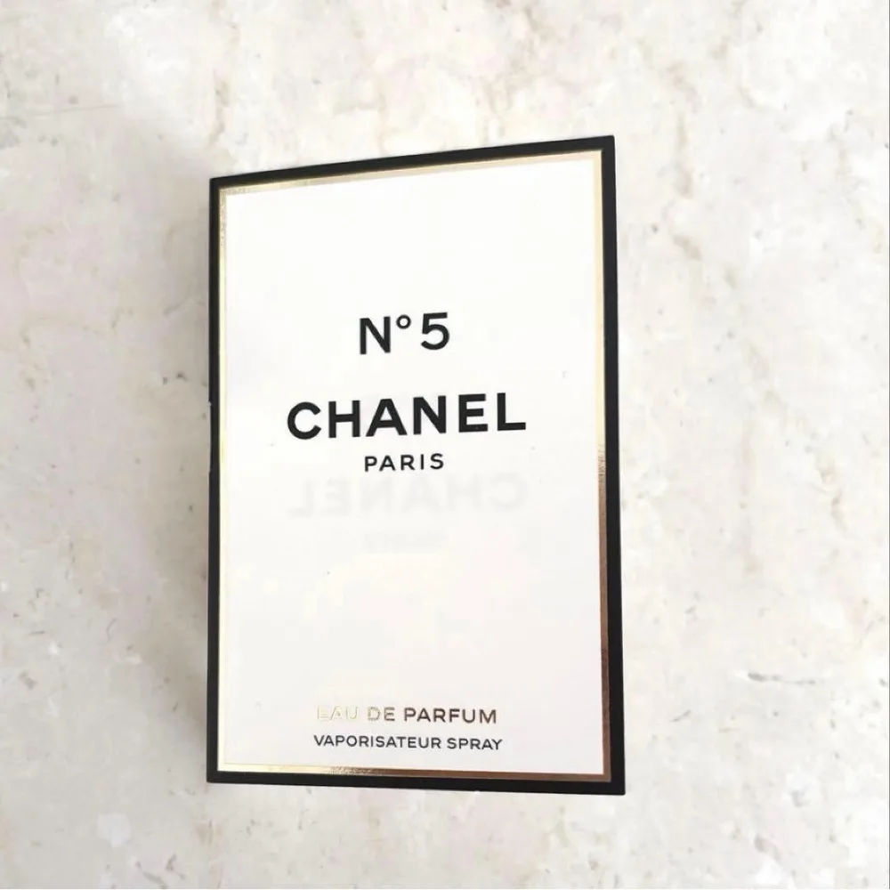 新品未使用 シャネル CHANEL N°5オードゥパルファム 1.5㎖