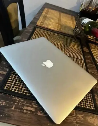 Apple MacBook Air
