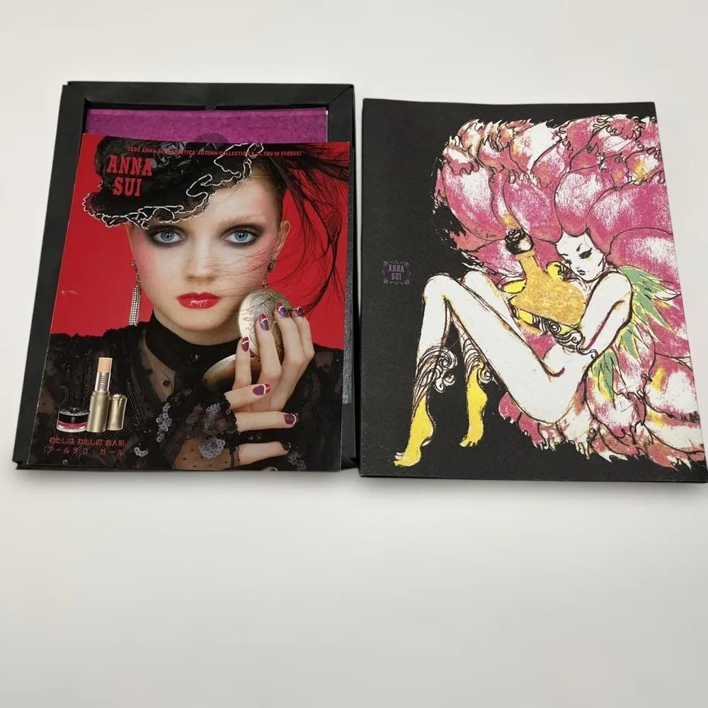 ชุดการ์ดโฆษณาส่งเสริมการขายเครื่องสำอาง ANNA SUI
