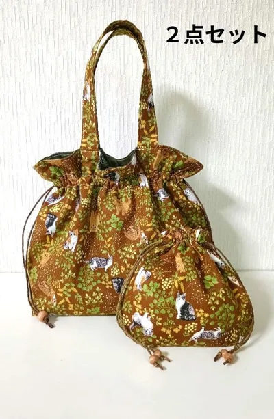 お取り置きです。猫と花 巾着トートバッグと巾着ポーチのセット ハンドメイド