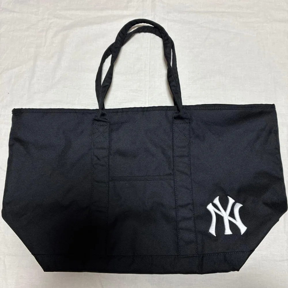 NY ニューヨーク ヤンキース ボストンバッグ トートバッグ 黒