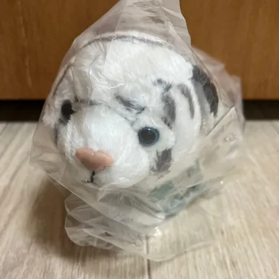 カロラータ ホワイトタイガー ぬいぐるみ キーチェーン