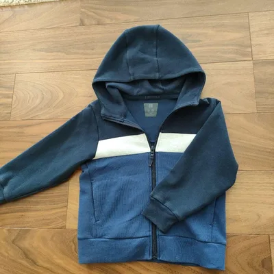 UNIQLO パーカー 120サイズ