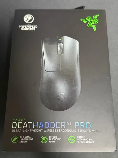 Razer DeathAdder V3 Pro body