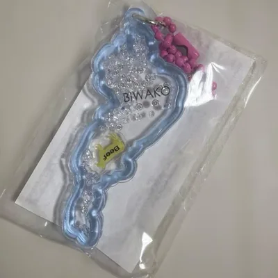 【未開封】琵琶湖アクリルキーホルダー 道の駅 竜王かがみの里 牛