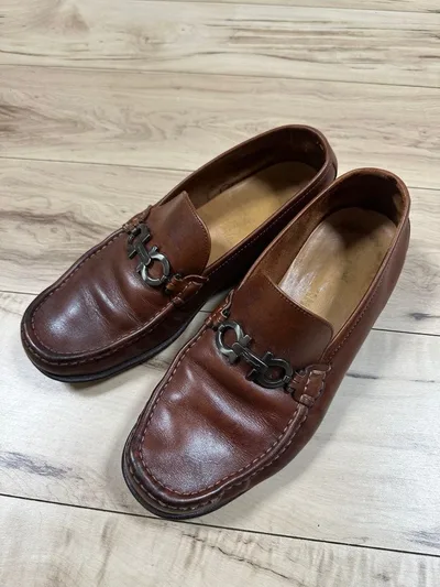 Ferragamo THOMAS ローファー