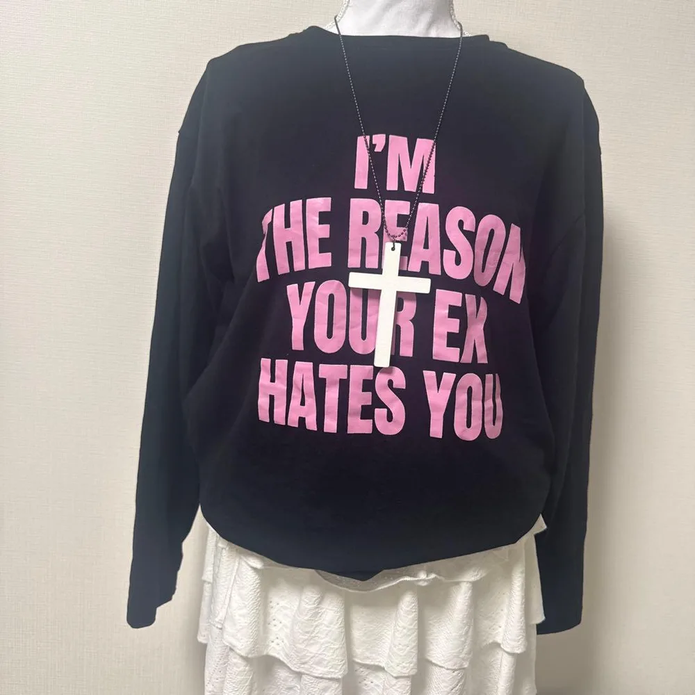 ロゴプリント 長袖Tシャツ y2k 海外ガール