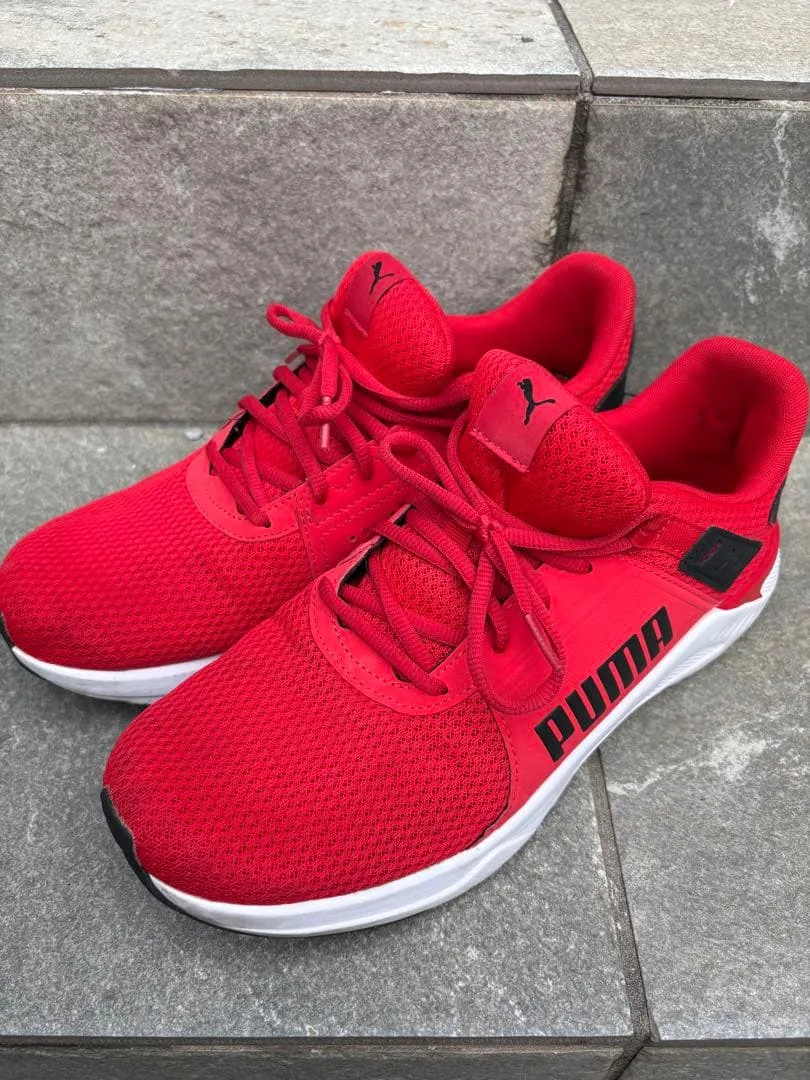 PUMA スニーカー レッド 29cm ランニングシューズ