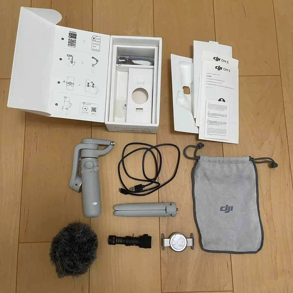 DJI OM 5 スマートフォンスタビライザージンバル中古美品送料込み