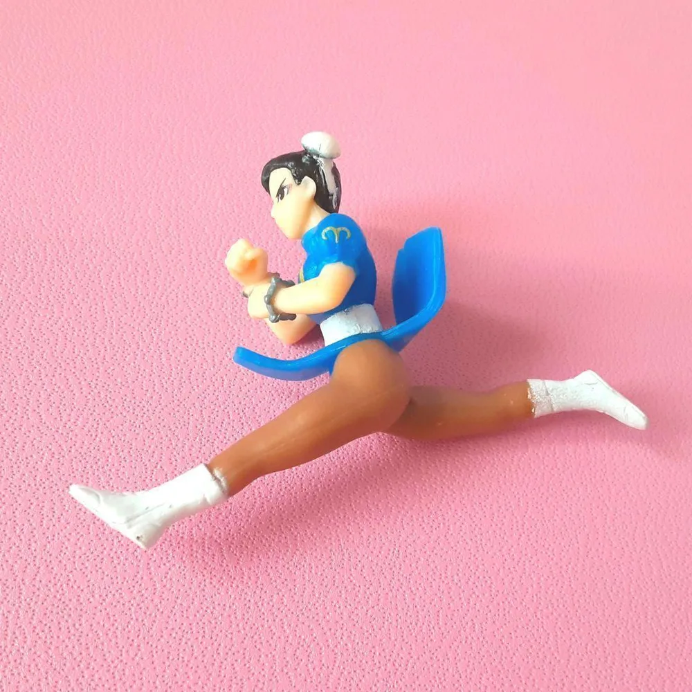 ストリートファイター ミニ フィギュア 春麗