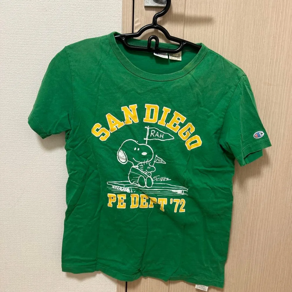 Champion チャンピオン PEANUTSスヌーピー Tシャツ グリーン
