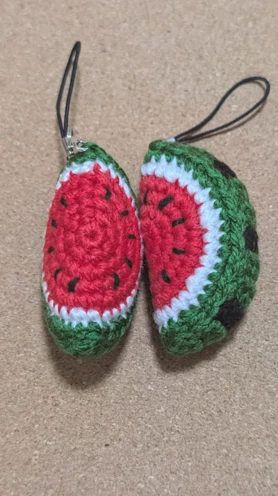 ハンドメイド あみぐるみ スイカ ストラップ 2点セット