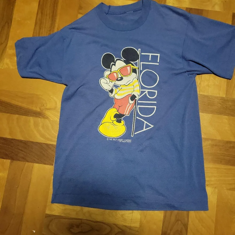 Disneyヴィンテージ ミッキーtシャツ 90s