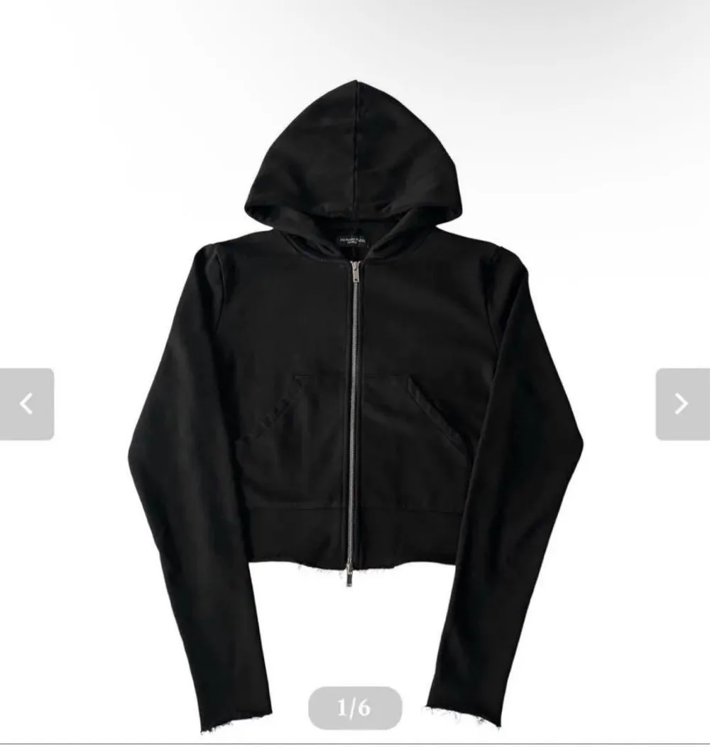 NO MASS PROD. GLMNIST3 CROPPED HOODIE