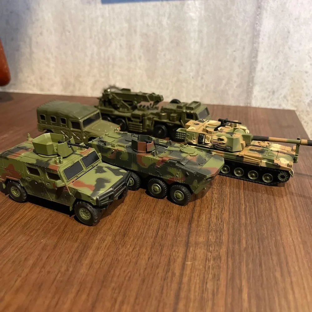 รถหุ้มเกราะกองทัพเกาหลี กองกำลังป้องกันตนเอง Tomica ชุด 5 ชิ้น