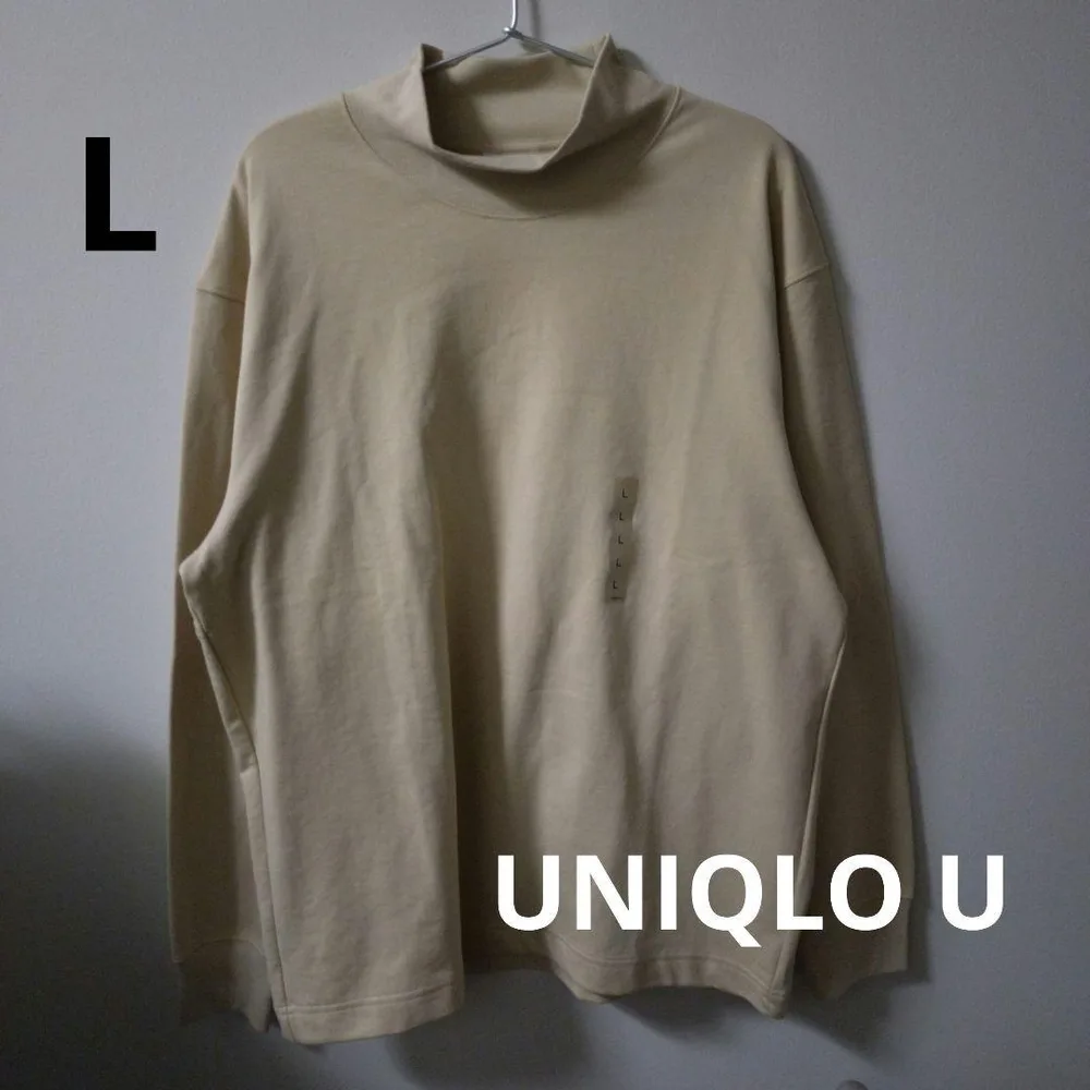 UNIQLOUブラッシュドモックネックTシャツ