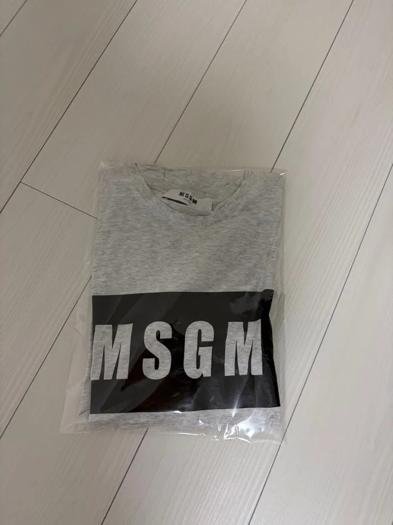 MSGM Tシャツ グレー ロゴプリント