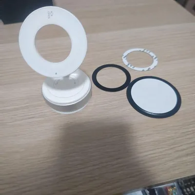 強力 真空吸着 スマホホルダー マグネット式スタンド