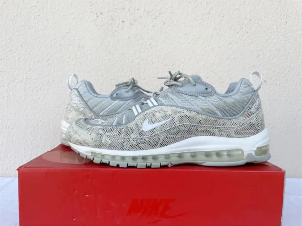 NIKE AIR MAX 98 SUPREME エアマックス シュプリーム