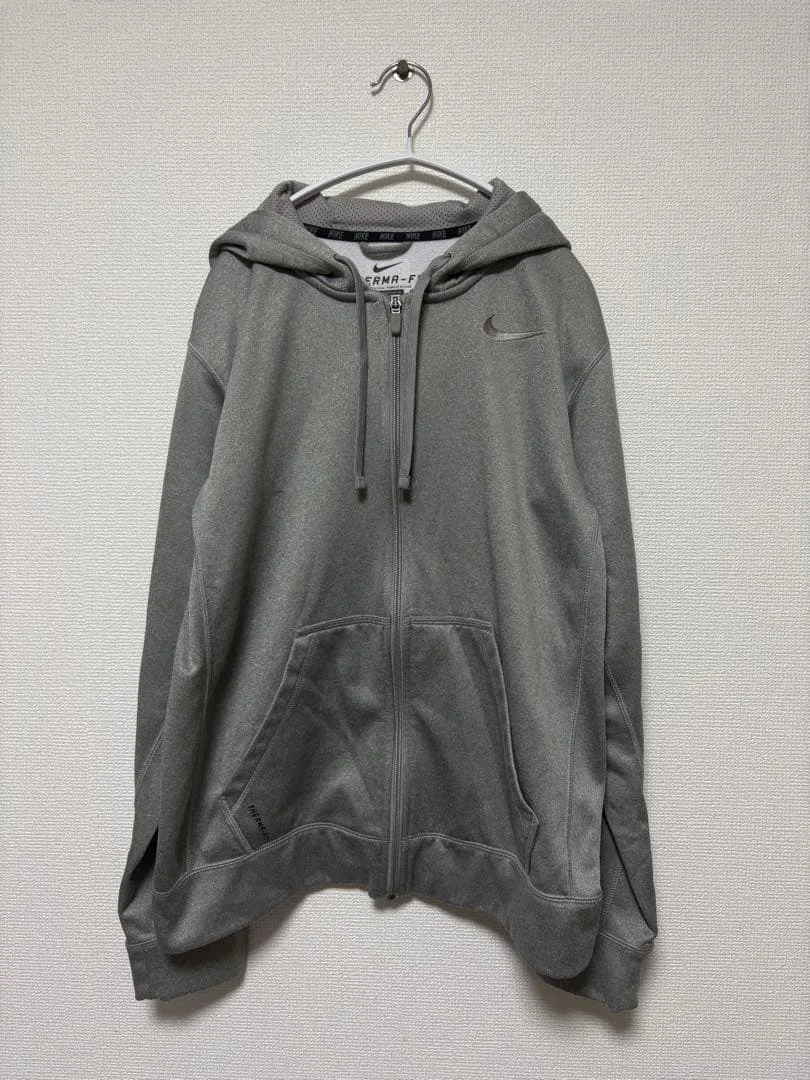 NIKE gray zip-up hoodie THERMA-FIT
