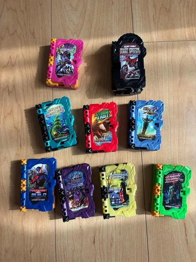 【9個セット】仮面ライダーセイバー ワンダーライドブック