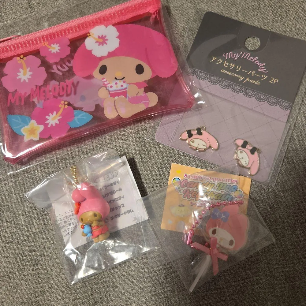 サンリオキャラクターズ マイメロディ ガチャガチャ&チャーム&ポーチ4点Set