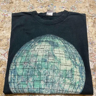 Made in USA 90's T-shirt XL Black Black Space Science Single Stitch Moon