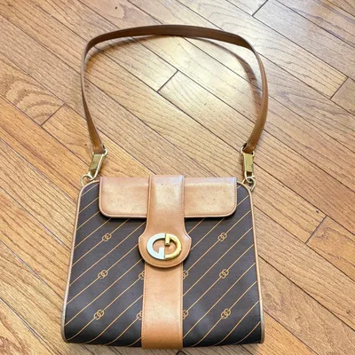 GUCCI ショルダーバッグ ブラウン系