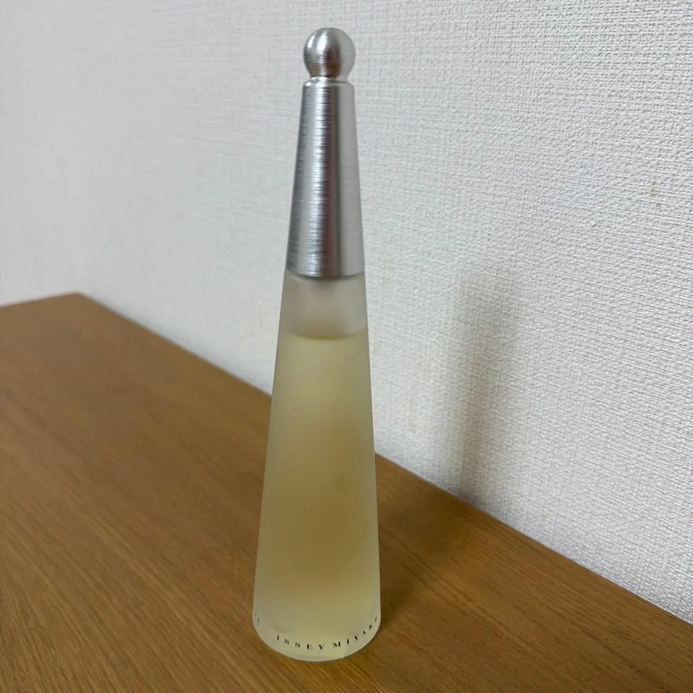 【ほぼ未使用】ISSEY MIYAKE イッセイミヤケ ロード イッセイ オー…