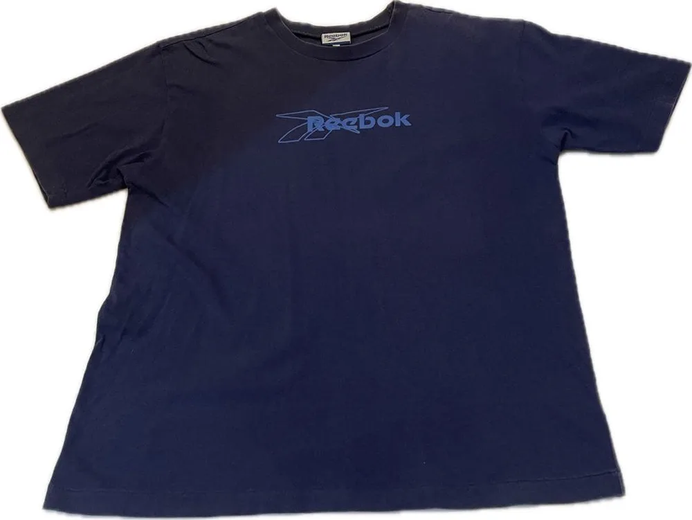 Reebok Tシャツ ネイビー