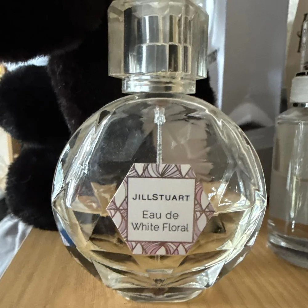 JILLSTUART Eau de White Floral