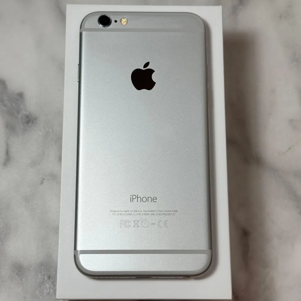 Apple iPhone 6 本体 64GB 88%