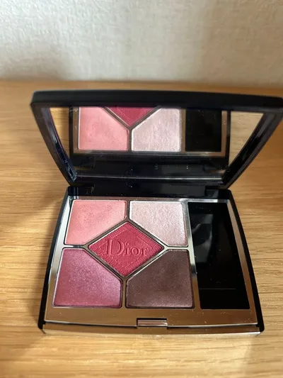 Dior サンク クルール クチュール 879 ルージュ トラファルガー