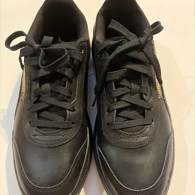 スニーカー puma tori オールブラック 25センチ