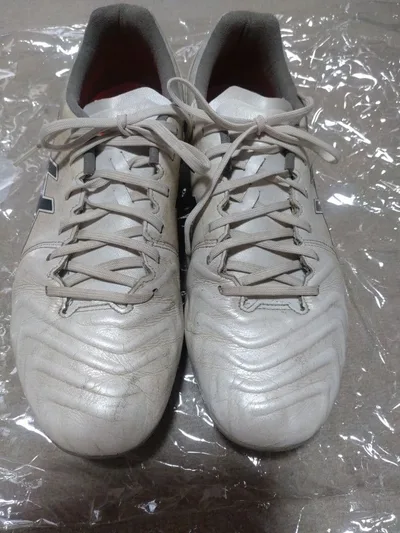ASICS サッカースパイク DS LIGHT ホワイト